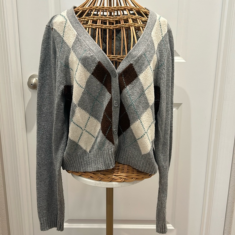 American Eagle cropped cardigan
